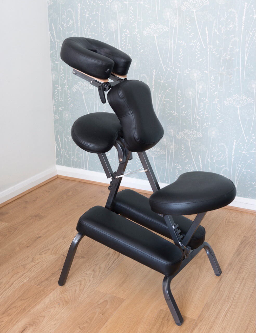 Clothed, oil free massage chair
